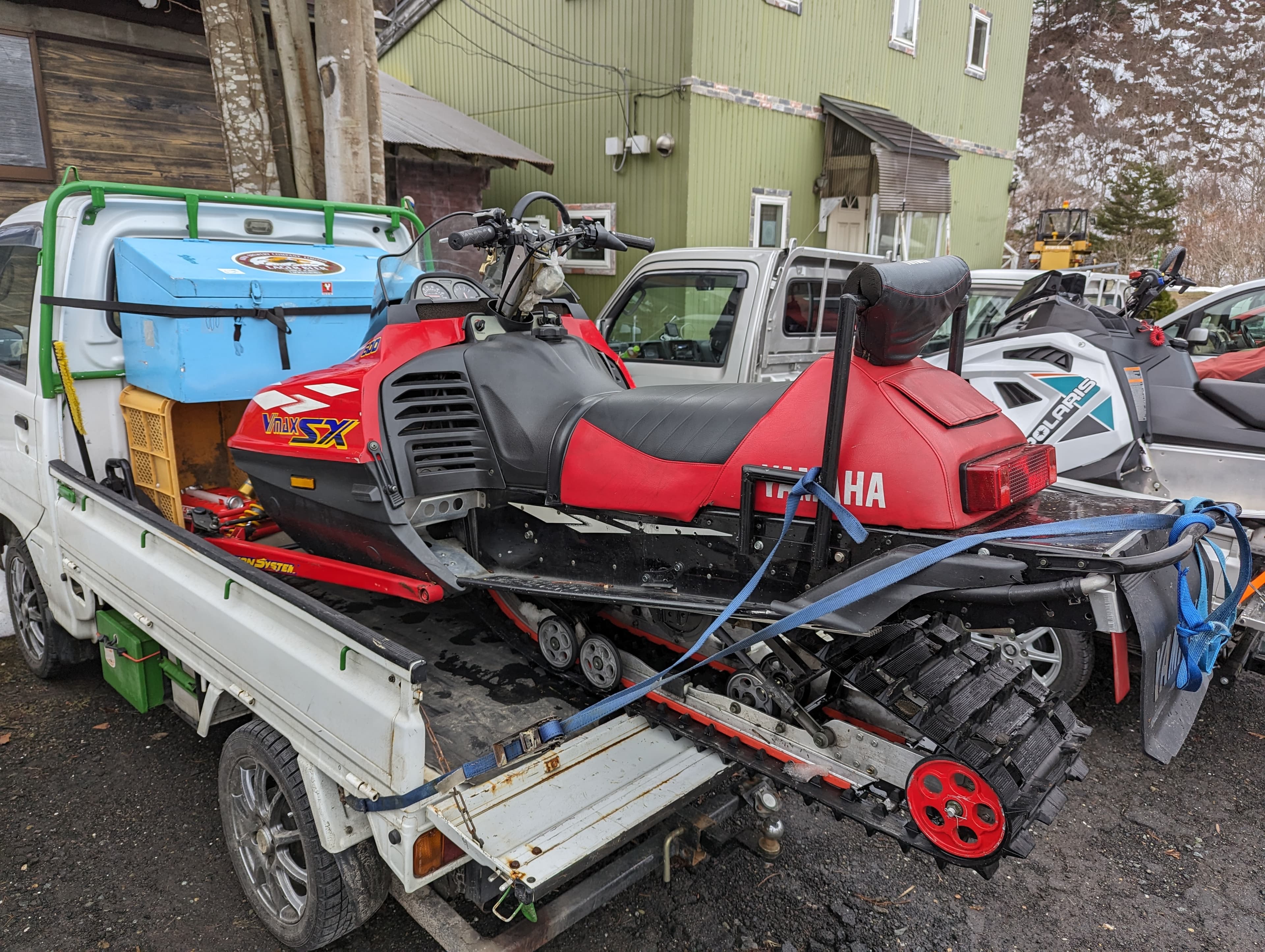 Kei vehicle adventure
