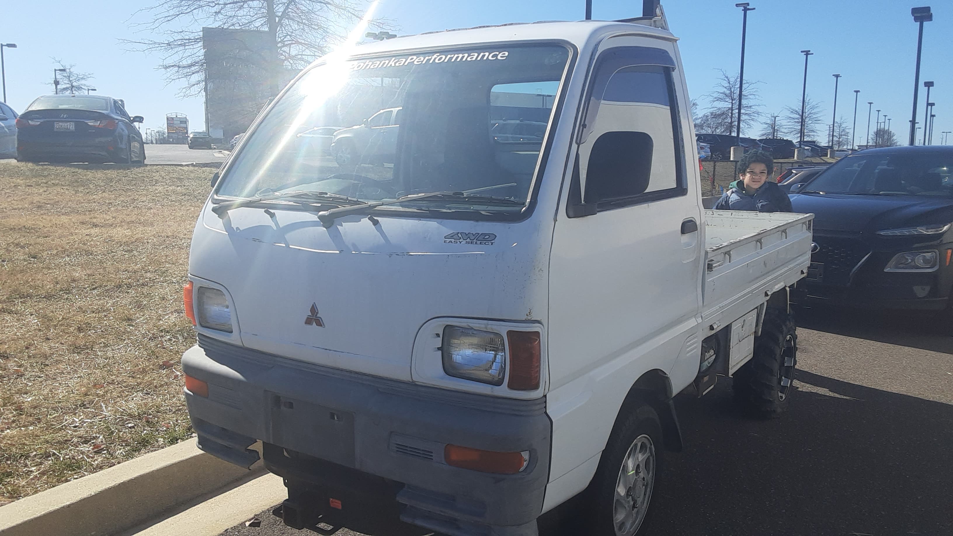 Mitsubishi Minicab JDM import in the US